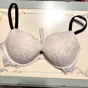Victoria’s Secret bra